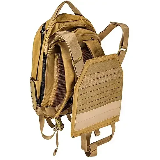 sac à dos qui se transforme en porte-plaques