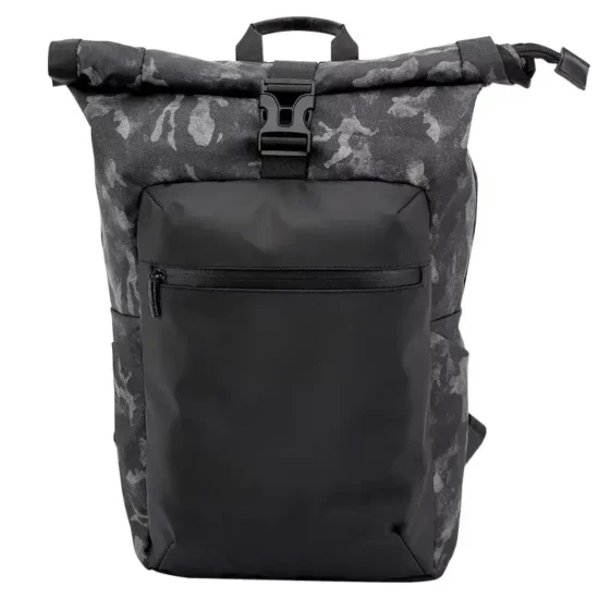 rucsac roll top negru camo